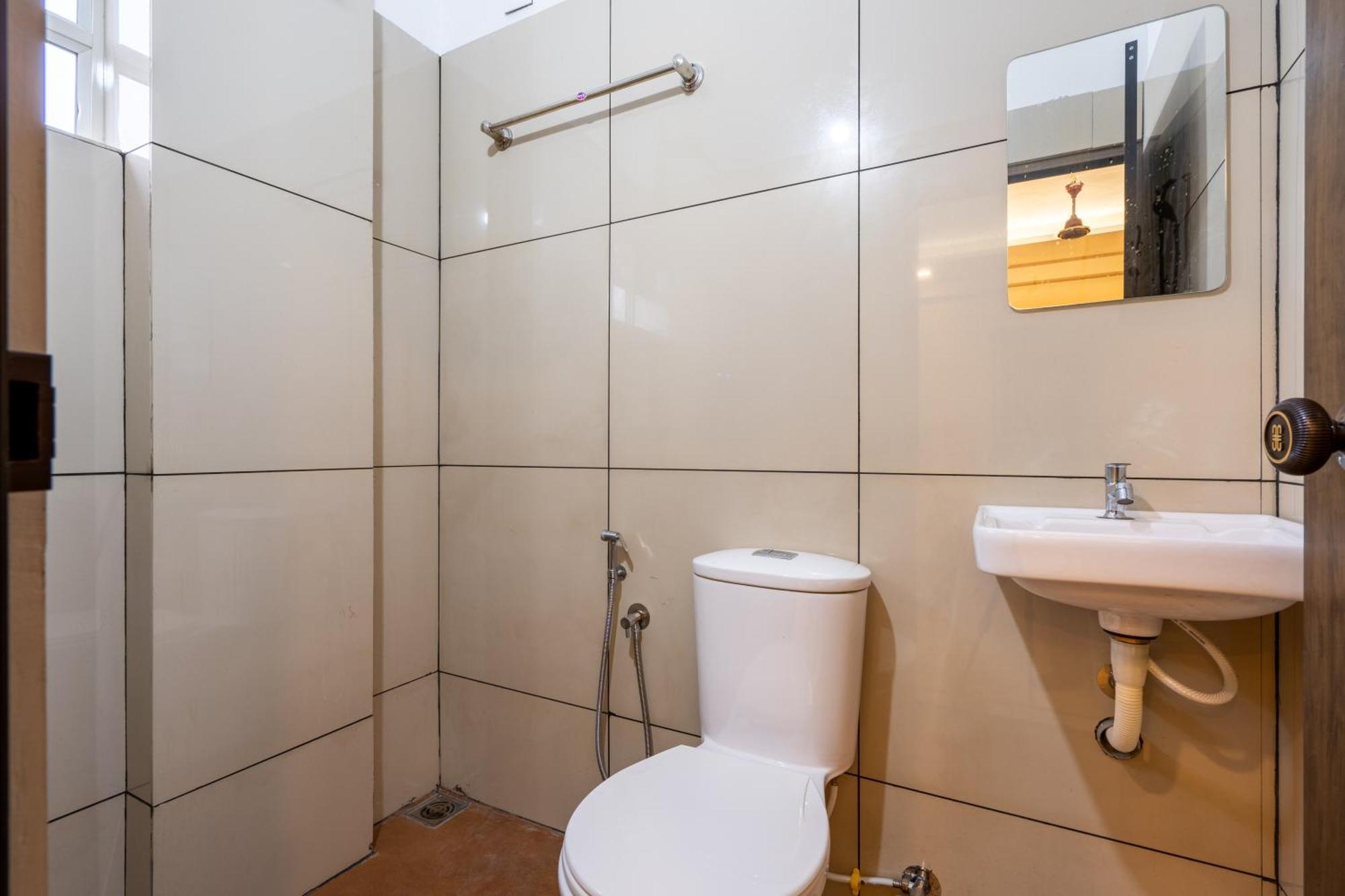 Yaad Residency Hotel Kochi ภายนอก รูปภาพ
