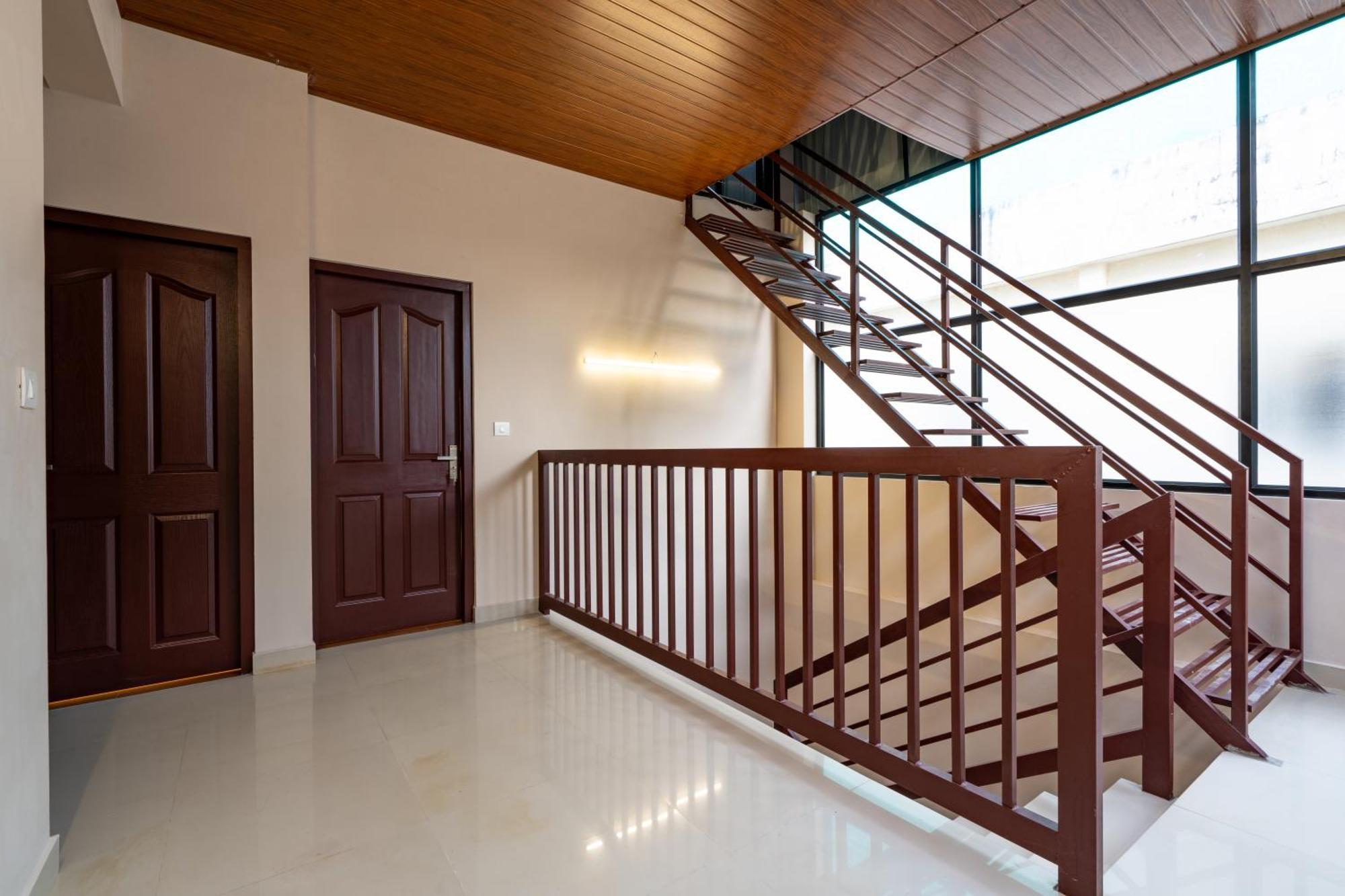 Yaad Residency Hotel Kochi ภายนอก รูปภาพ