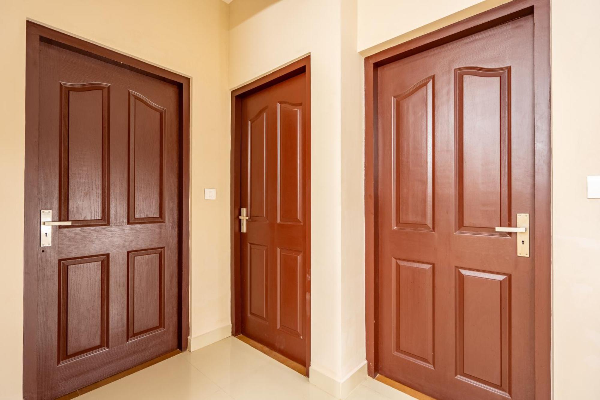 Yaad Residency Hotel Kochi ภายนอก รูปภาพ