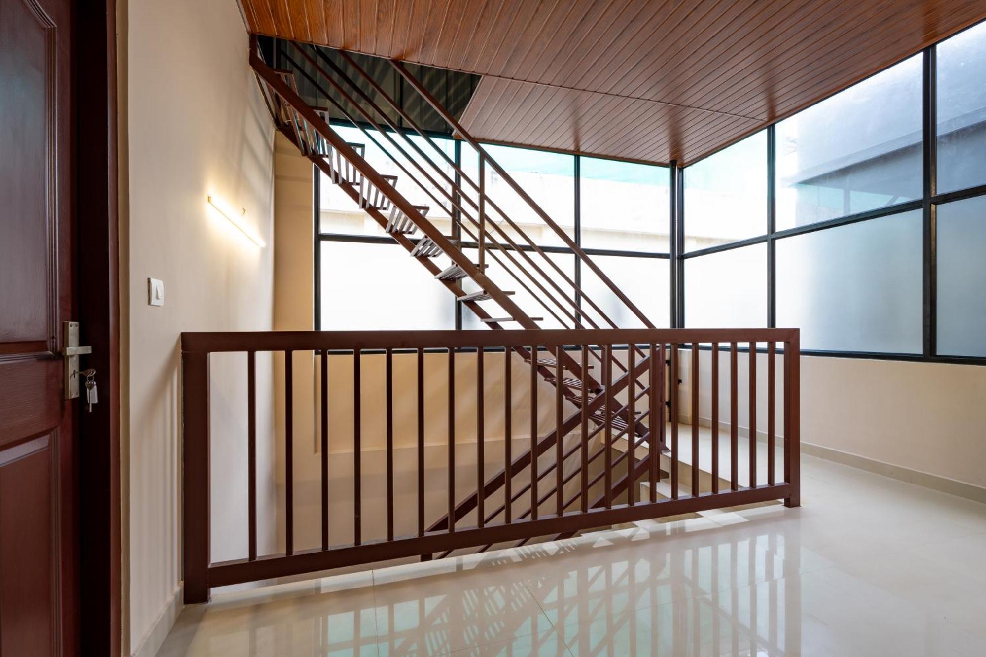 Yaad Residency Hotel Kochi ภายนอก รูปภาพ